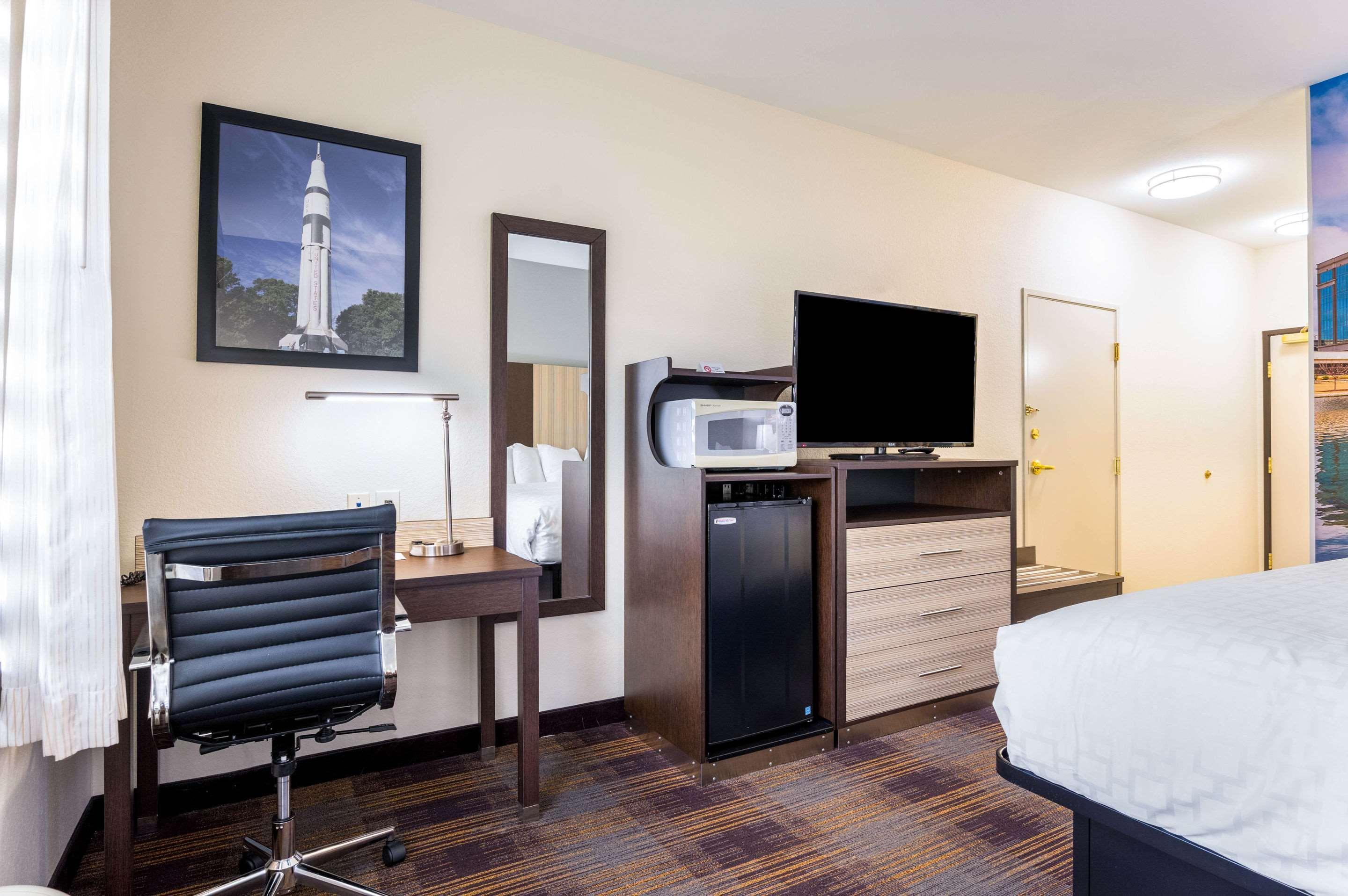 Clarion Pointe Madison-Huntsville Eksteriør bilde