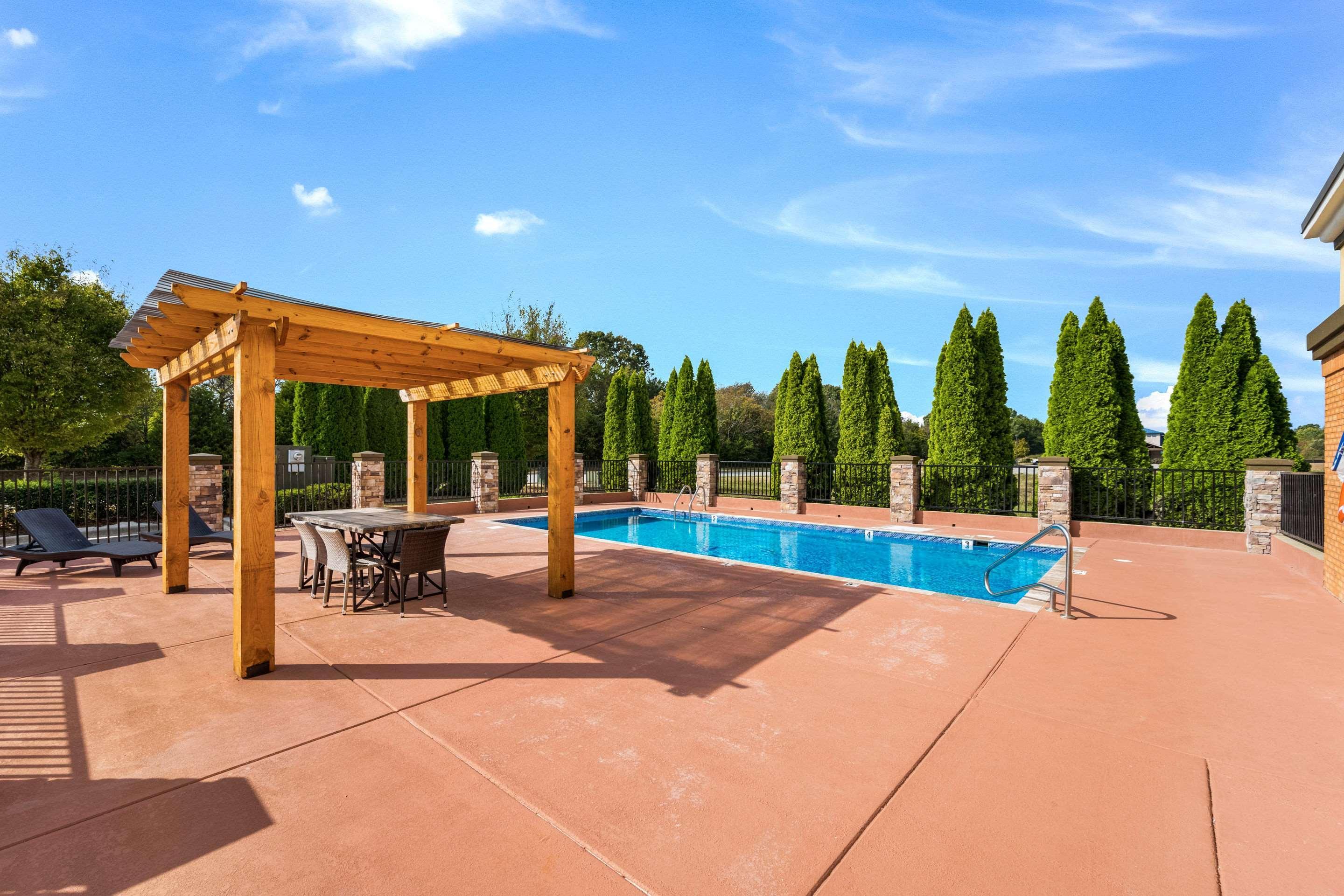 Clarion Pointe Madison-Huntsville Eksteriør bilde